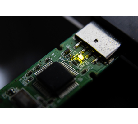 DW-STORE Datenrettung Portable Speicher / Flash Speicher Physische Schäden
